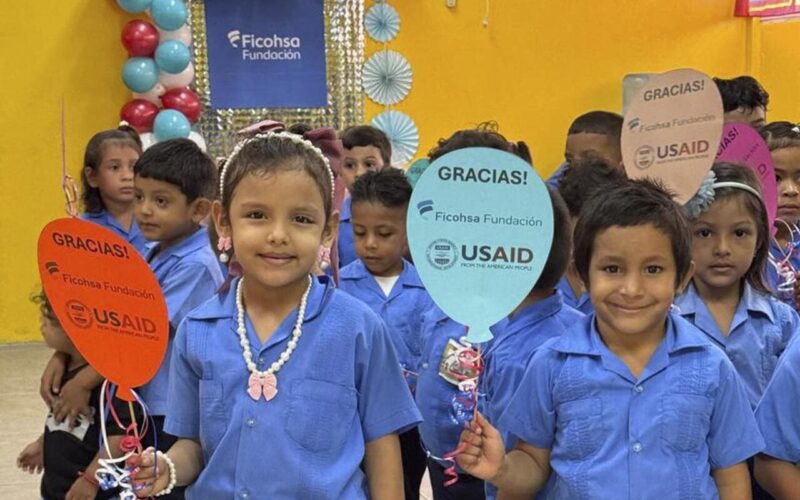 El impacto de Ficohsa en la educación de Honduras: la apertura del Centro Educativo Heriberto Castillo